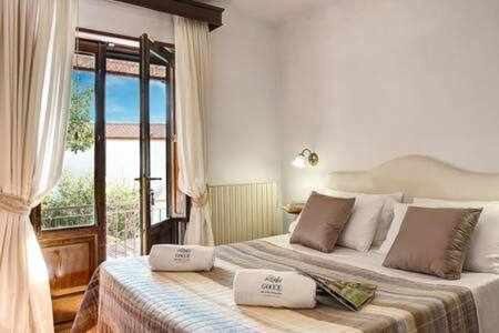 Gocce Villas - Villa De Flores Country Style Villa With Pool 마사루브렌세 외부 사진