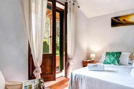 Gocce Villas - Villa De Flores Country Style Villa With Pool 마사루브렌세 외부 사진